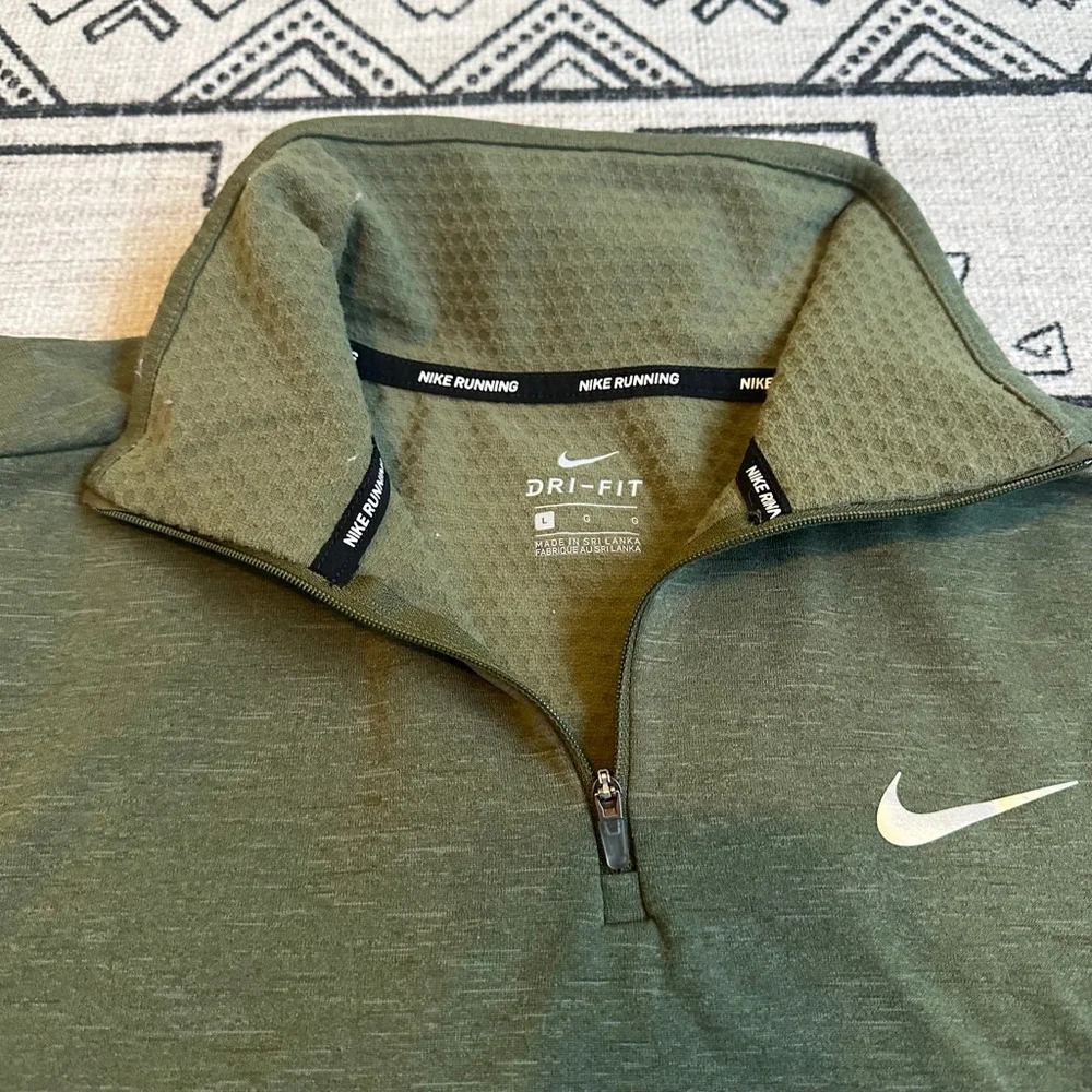 Nike Green Dri-FIT Long Sleeve Tee L
